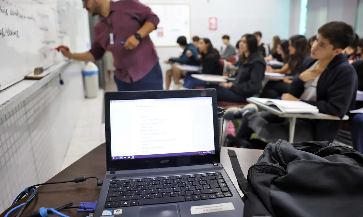 Inep disponibiliza 18 cadernos do Enade Licenciaturas 2024 para consulta e estudo - Imagem do artigo original