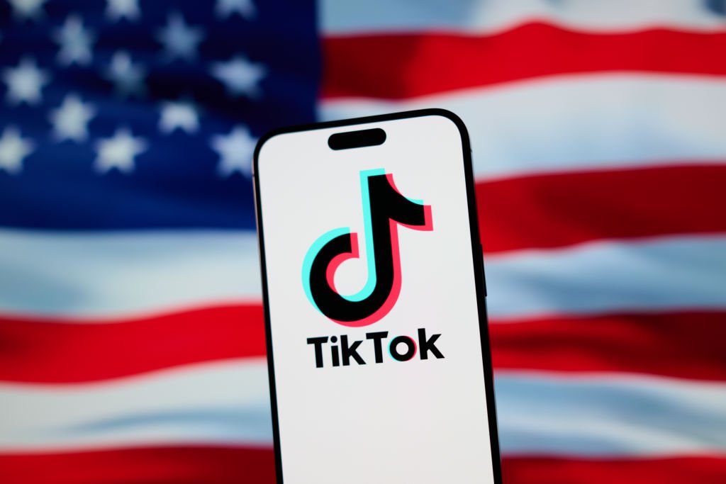 EUA e China fecham acordo preliminar para manter o TikTok operativo - Imagem do artigo original